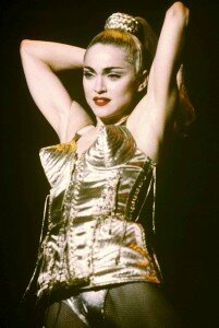 Мадонна в бюстье от Готье, 1990-е