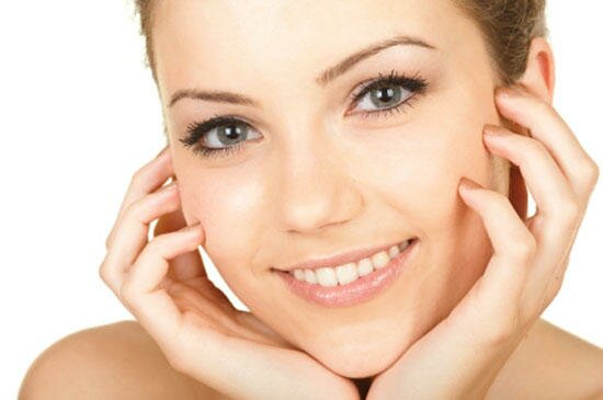С помощью масок можно предотвратить появление расширенных пор и избавиться от уже имеющихся неприятностей на коже.