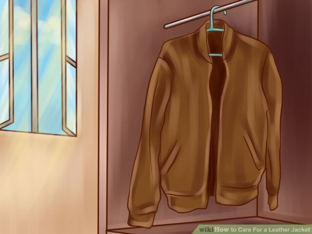 Храните кожаную куртку в шкафу